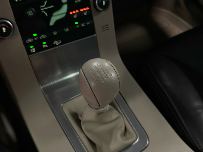 Volvo XC70, 2010, 2.4 dīzelis, manuāla