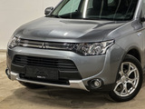 Mitsubishi Outlander, 2015, 2.0 hibrīds, automāts