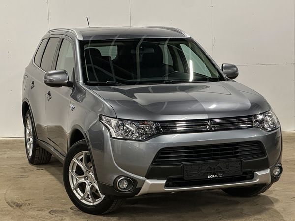 Mitsubishi Outlander, 2015, 2.0 hibrīds, automāts
