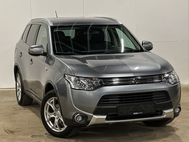 Mitsubishi Outlander, 2015, 2.0 hibrīds, automāts