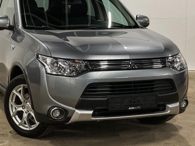 Mitsubishi Outlander, 2015, 2.0 hibrīds, automāts