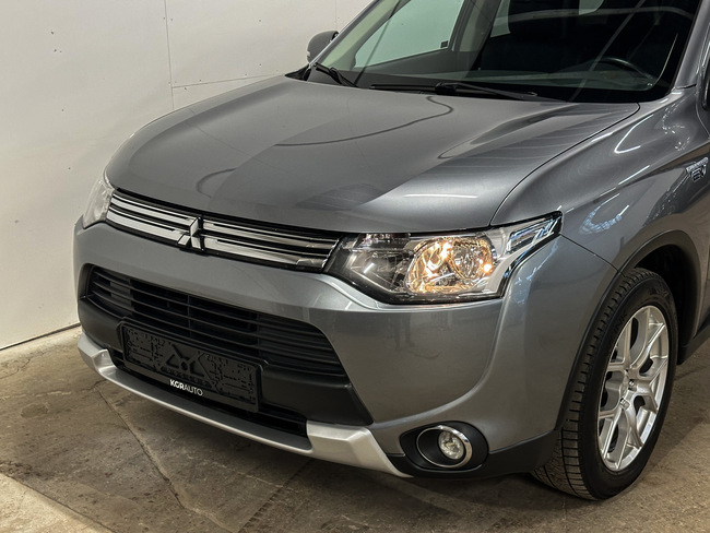 Mitsubishi Outlander, 2015, 2.0 hibrīds, automāts