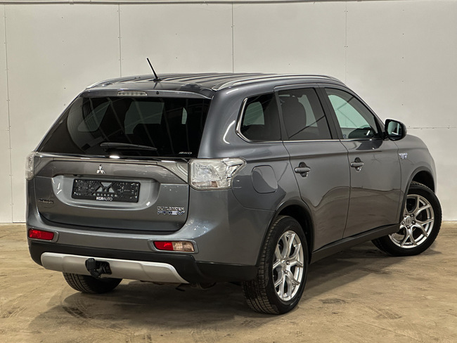 Mitsubishi Outlander, 2015, 2.0 hibrīds, automāts