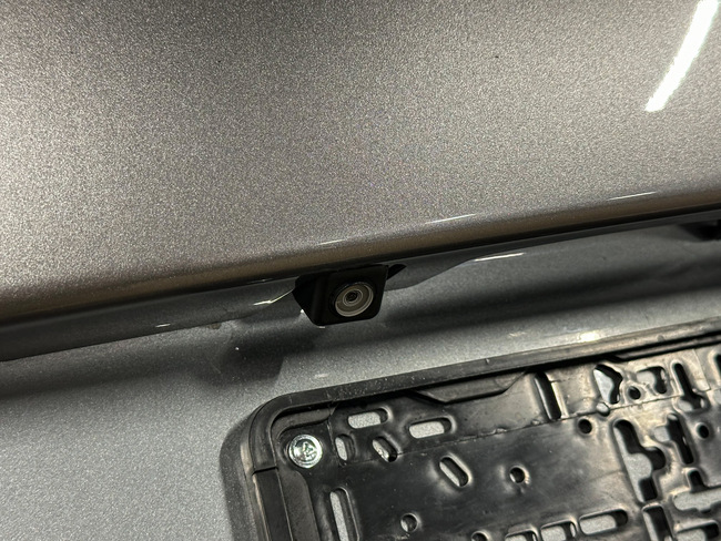 Mitsubishi Outlander, 2015, 2.0 hibrīds, automāts