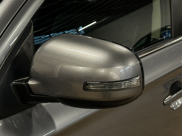 Mitsubishi Outlander, 2015, 2.0 hibrīds, automāts