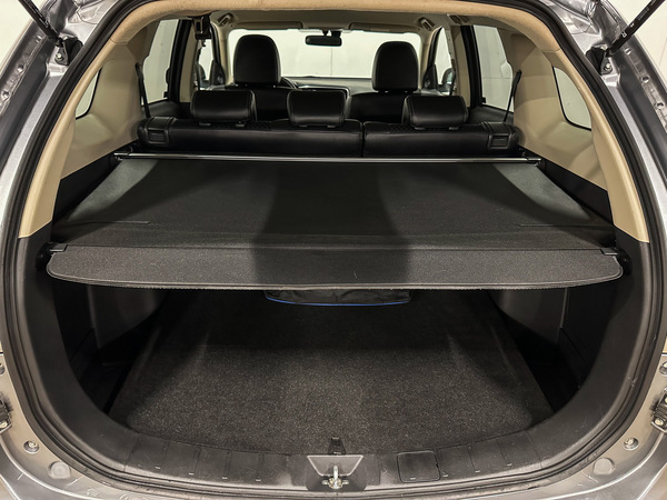 Mitsubishi Outlander, 2015, 2.0 hibrīds, automāts