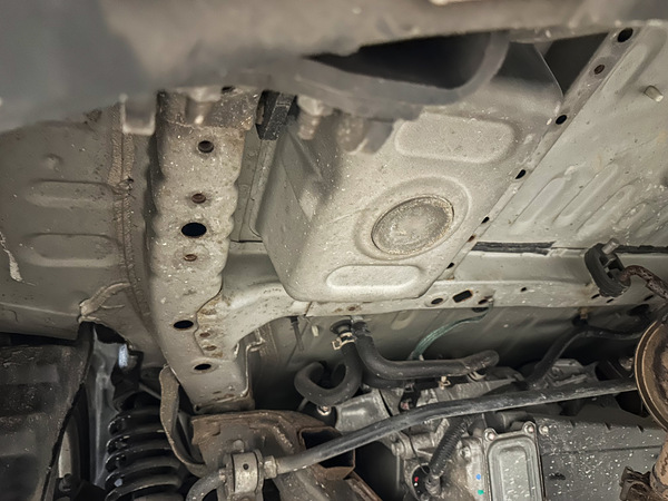 Mitsubishi Outlander, 2015, 2.0 hibrīds, automāts