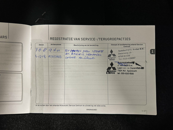 Mitsubishi Outlander, 2015, 2.0 hibrīds, automāts