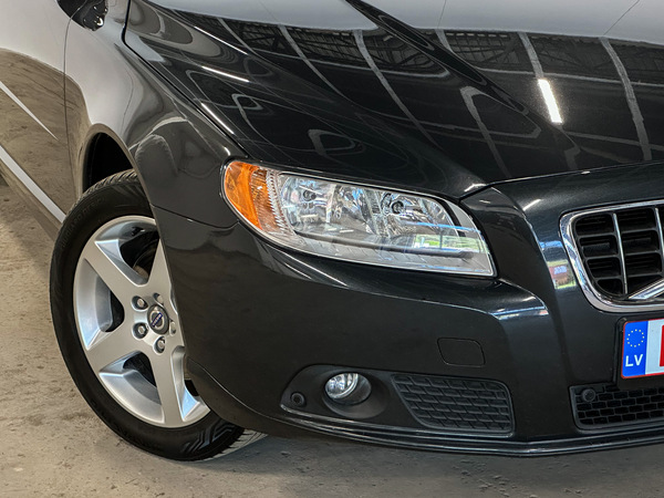 Volvo V70, 2010, 2.4 dīzelis, automāts