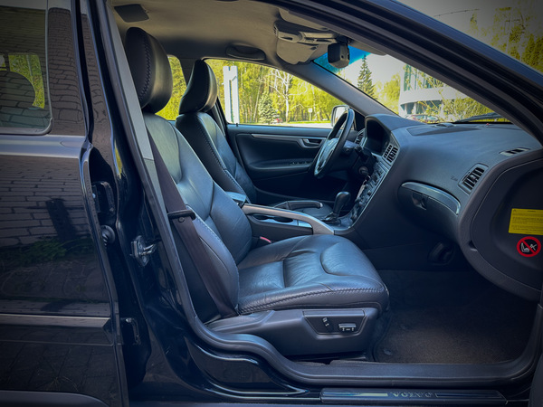 Volvo XC70, 2005, 2.4 dīzelis, automāts