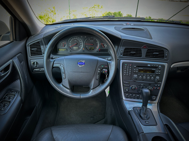 Volvo XC70, 2005, 2.4 dīzelis, automāts