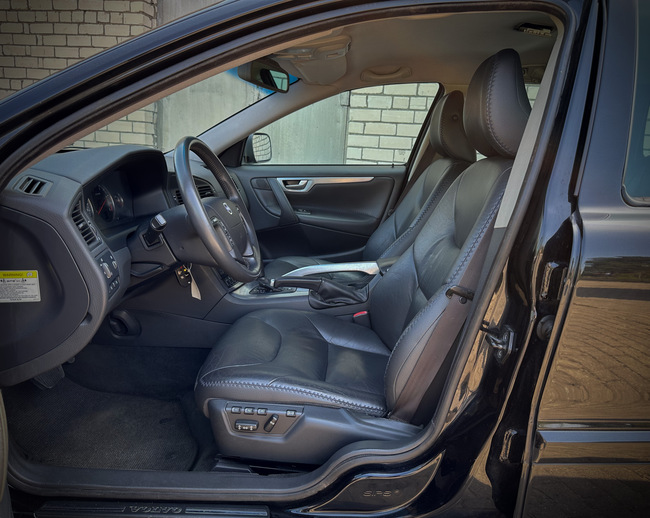 Volvo XC70, 2005, 2.4 dīzelis, automāts