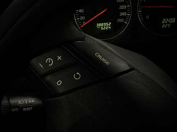 Volvo XC70, 2005, 2.4 dīzelis, manuāla