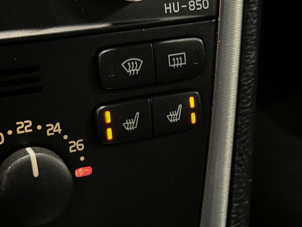 Volvo XC70, 2005, 2.4 dīzelis, manuāla