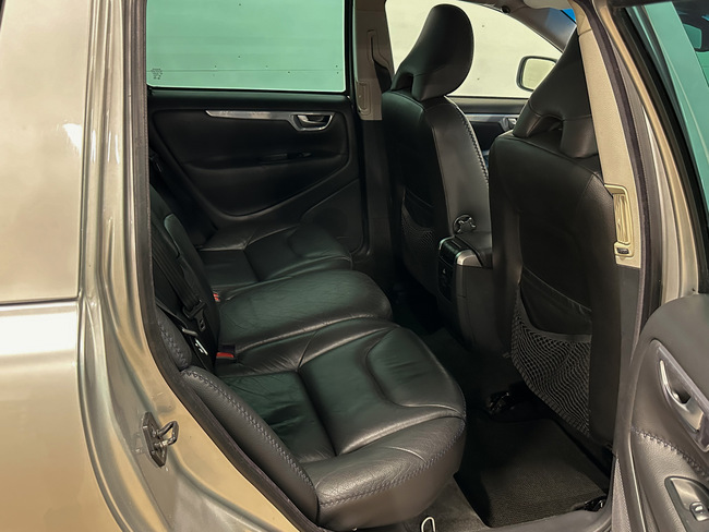 Volvo XC70, 2005, 2.4 dīzelis, manuāla