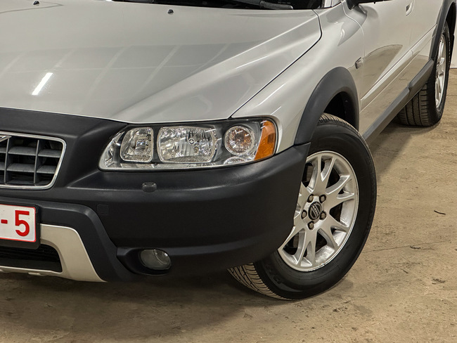 Volvo XC70, 2005, 2.4 dīzelis, manuāla