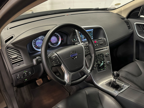 Volvo XC 60, 2012, 2.4 dīzelis, manuāla