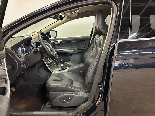 Volvo XC 60, 2012, 2.4 dīzelis, manuāla