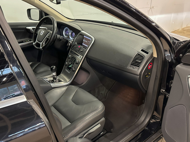 Volvo XC 60, 2012, 2.4 dīzelis, manuāla