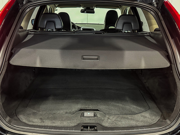 Volvo XC 60, 2012, 2.4 dīzelis, manuāla