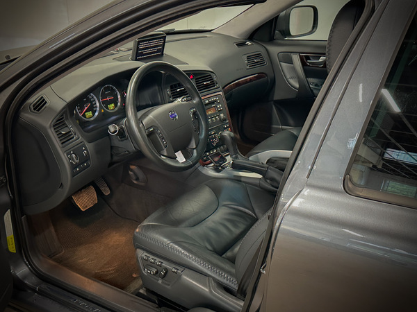 Volvo XC70, 2007, 2.4 dīzelis, automāts