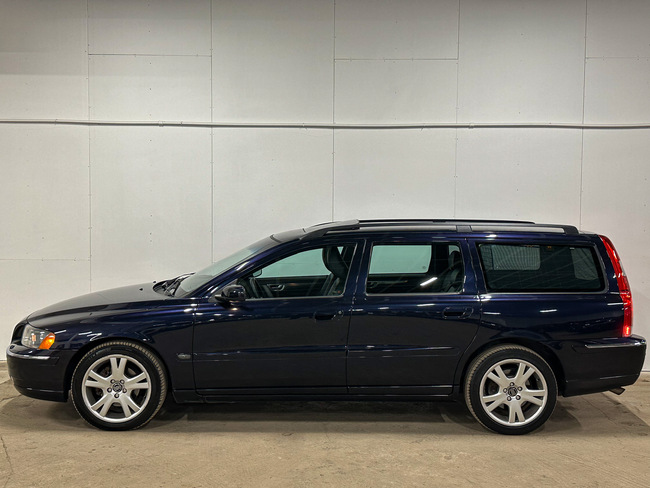Volvo V70, 2005, 2.4 dīzelis, automāts