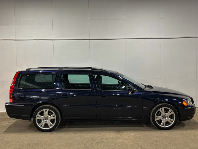 Volvo V70, 2005, 2.4 dīzelis, automāts