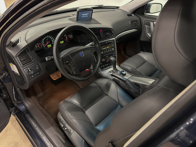 Volvo V70, 2005, 2.4 dīzelis, automāts