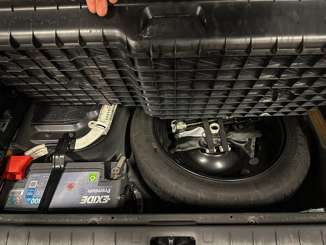 Volvo V70, 2005, 2.4 dīzelis, automāts