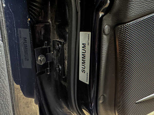 Volvo V70, 2005, 2.4 dīzelis, automāts