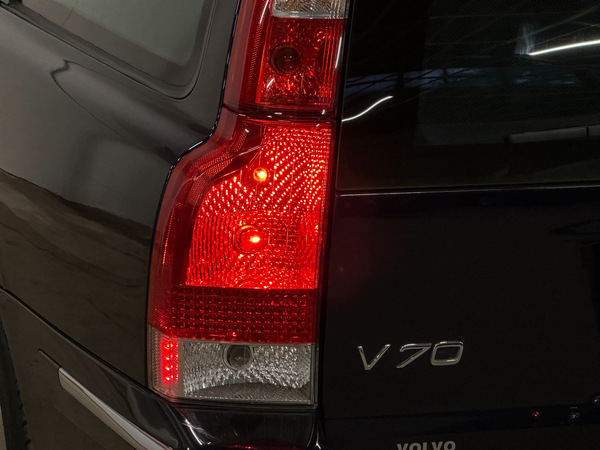 Volvo V70, 2005, 2.4 dīzelis, automāts